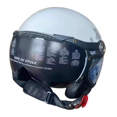 LED付き/無用で運転するためのABSホワイトバイクヘルメット